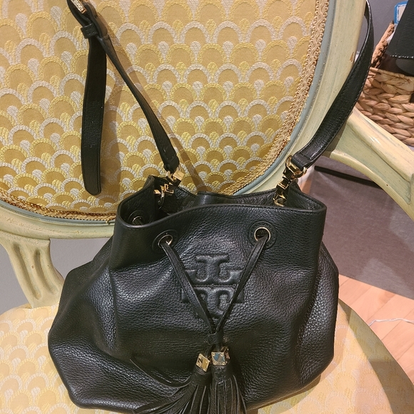 Authentic Tory Burch Bucket Bag - Picture 3 of 3